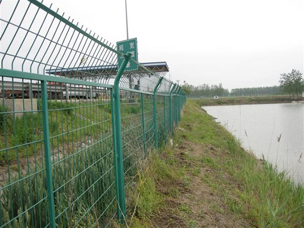 貴州水庫隔離柵圖片2