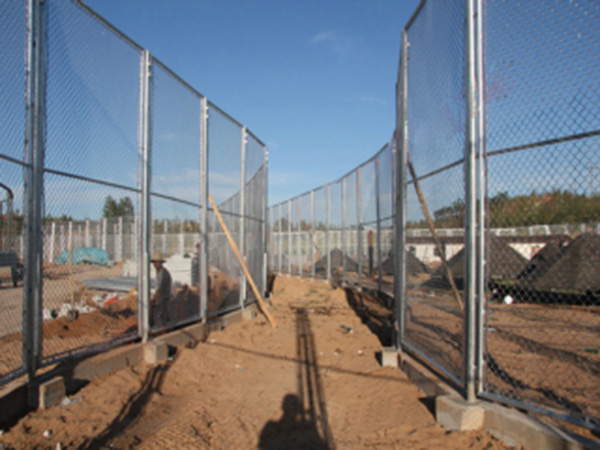 濰坊動(dòng)物園防護(hù)柵欄圖片3 濰坊動(dòng)物園防護(hù)柵欄圖片3