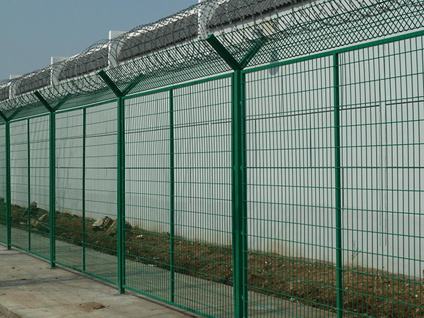 貴州防攀爬防護(hù)欄圖片3