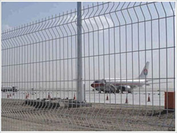 機(jī)場(chǎng)防護(hù)欄 機(jī)場(chǎng)防護(hù)欄