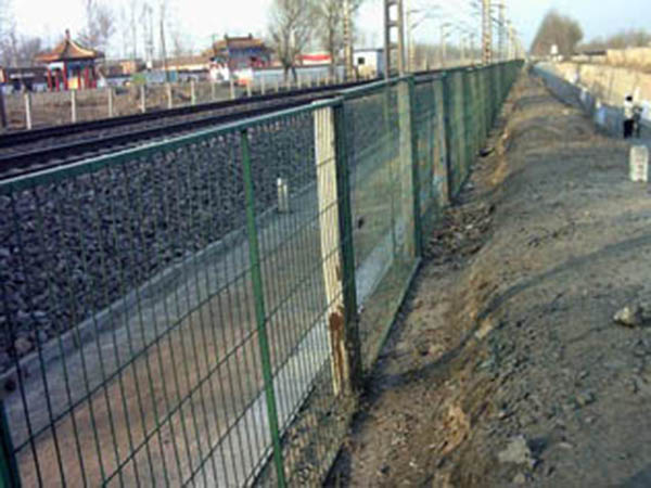 貴州鐵路防護(hù)欄