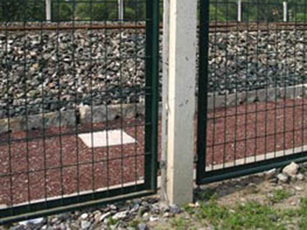 貴州鐵路防護(hù)欄圖片2