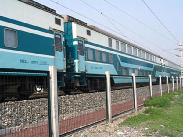 貴州鐵路防護(hù)欄圖片3