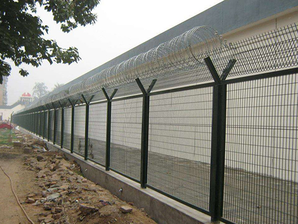 貴州監(jiān)獄隔離網(wǎng)圖片2 貴州監(jiān)獄隔離網(wǎng)圖片2