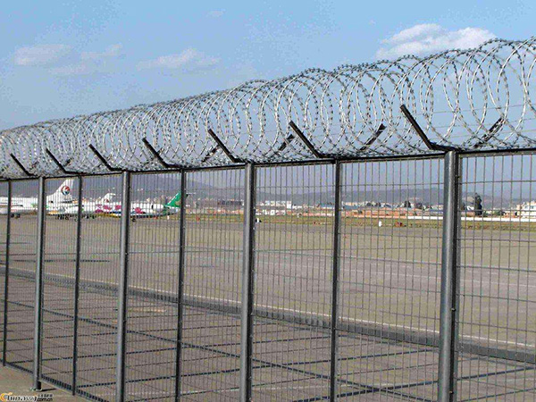 麗江機(jī)場(chǎng)隔離網(wǎng)圖片3