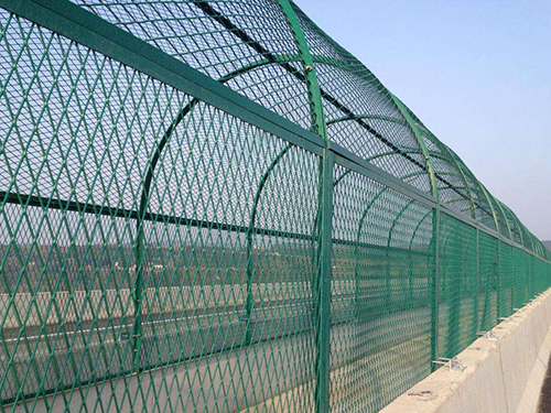濰坊橋梁隔離網(wǎng)圖片3 濰坊橋梁隔離網(wǎng)圖片3