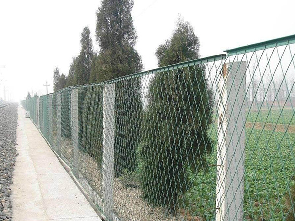 貴州鐵路隔離網(wǎng)圖片4