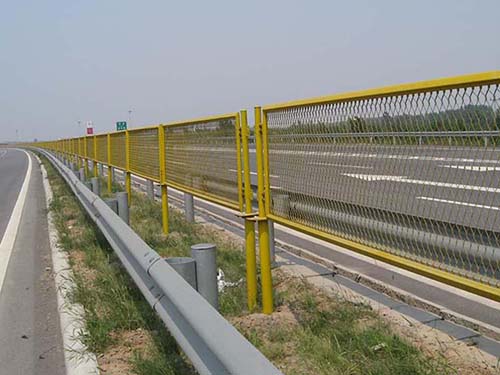 貴州高速隔離網(wǎng) 貴州高速隔離網(wǎng)