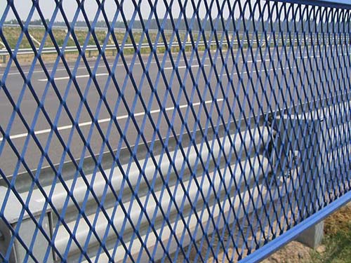 濰坊高速隔離網(wǎng)圖片3 濰坊高速隔離網(wǎng)圖片3