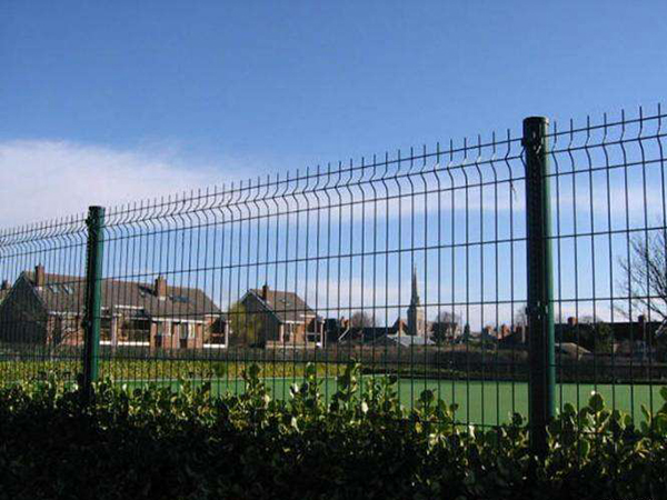 貴州鐵絲網(wǎng)圍墻圖片2