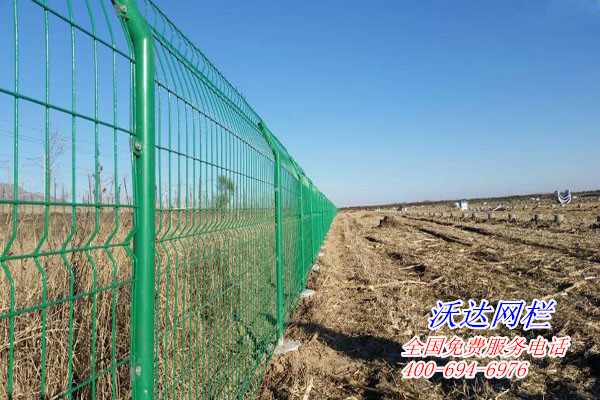 貴州內(nèi)蒙古工業(yè)設(shè)計(jì)園光伏圍墻護(hù)欄網(wǎng)工程