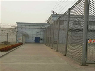 貴州延吉世紀(jì)花園小區(qū)防攀爬圍墻護(hù)欄網(wǎng)圖片4