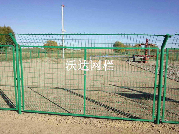 濰坊內(nèi)蒙古烏拉特中旗油井護(hù)欄網(wǎng)工程 濰坊內(nèi)蒙古烏拉特中旗油井護(hù)欄網(wǎng)工程