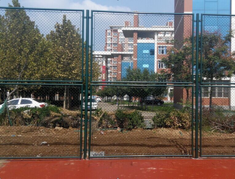 貴州籃球場(chǎng)護(hù)欄網(wǎng)圖片4