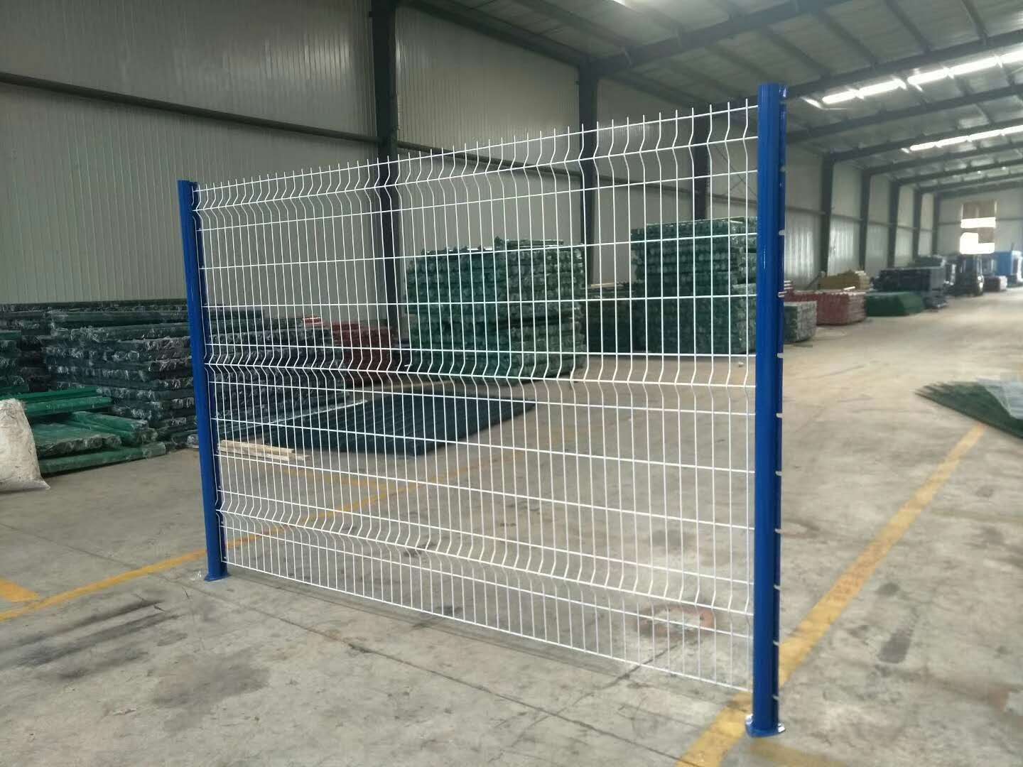 濰坊桃型柱護欄網(wǎng)圖片4