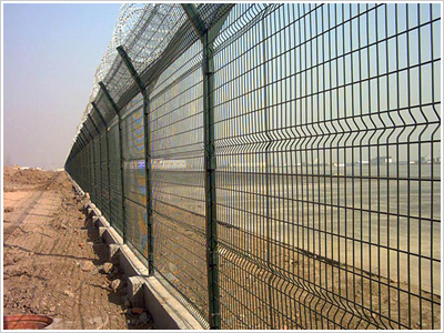 焊接網(wǎng)隔離柵