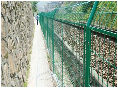 鐵路護(hù)欄網(wǎng)