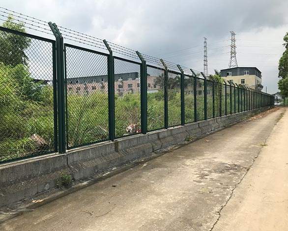 貴州鐵絲網(wǎng)圍墻圖片6