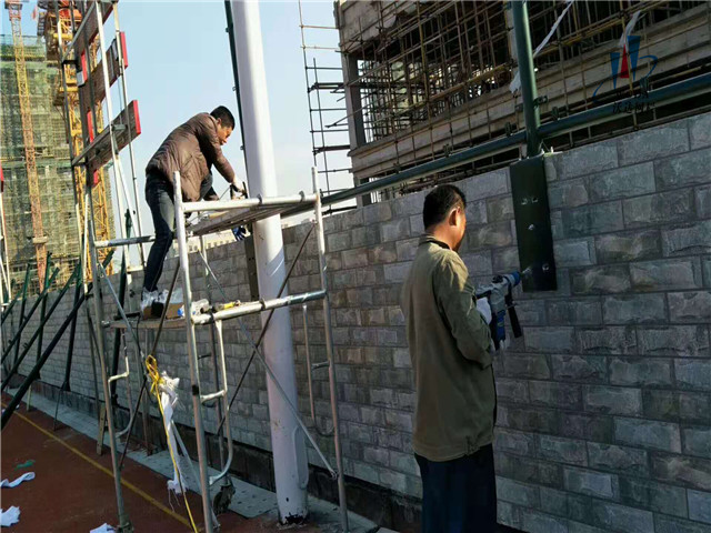 貴州安徽皖西當(dāng)代運(yùn)動場圍網(wǎng)工程圖片4