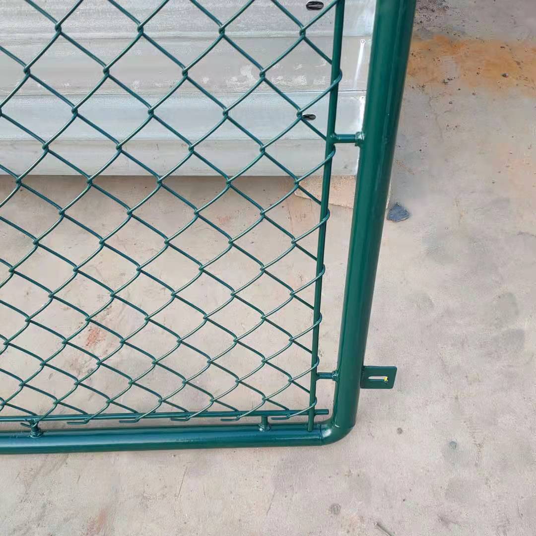 貴州籃球場(chǎng)護(hù)欄網(wǎng)圖片6