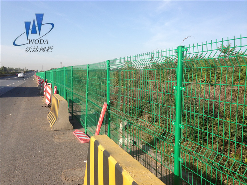 濰坊公路護(hù)欄網(wǎng) 濰坊公路護(hù)欄網(wǎng)