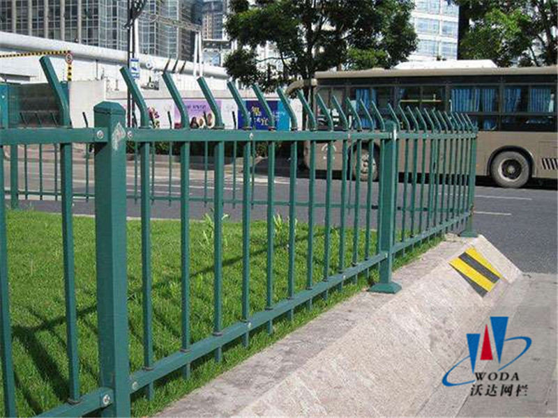 濰坊公路護欄網(wǎng)圖片3 濰坊公路護欄網(wǎng)圖片3