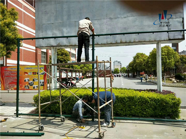 麗江球場圍網(wǎng)圖片3