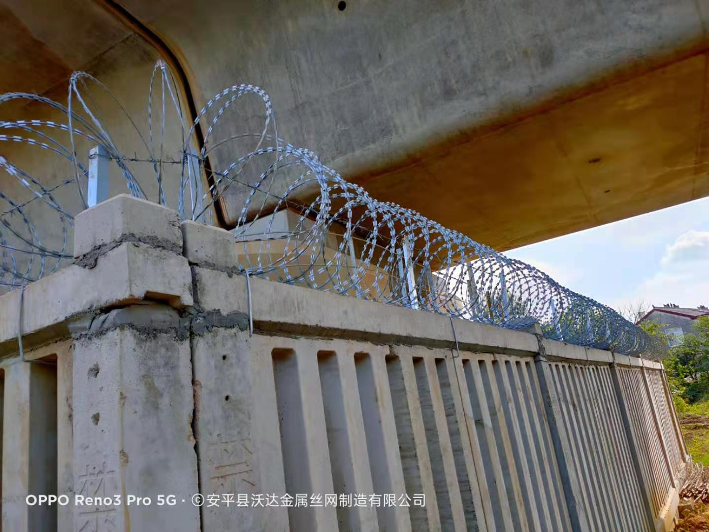 貴州高鐵刺絲滾籠圖片6