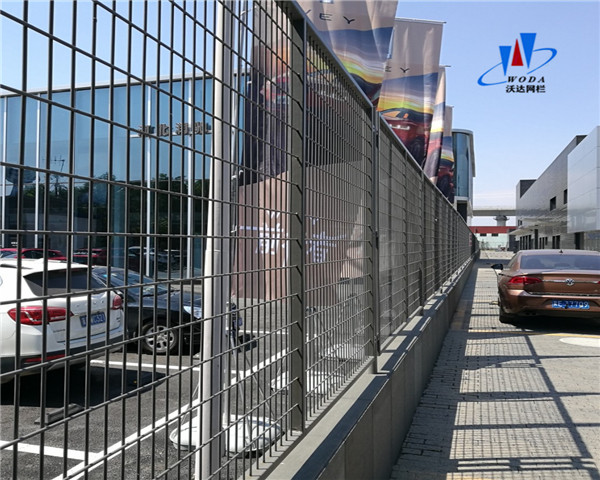 濰坊圍墻護(hù)欄網(wǎng) 濰坊圍墻護(hù)欄網(wǎng)