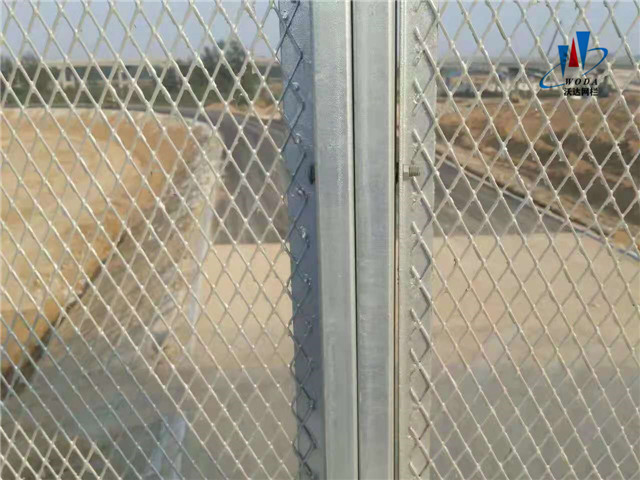 濰坊熱浸鋅防拋網(wǎng)圖片2 濰坊熱浸鋅防拋網(wǎng)圖片2